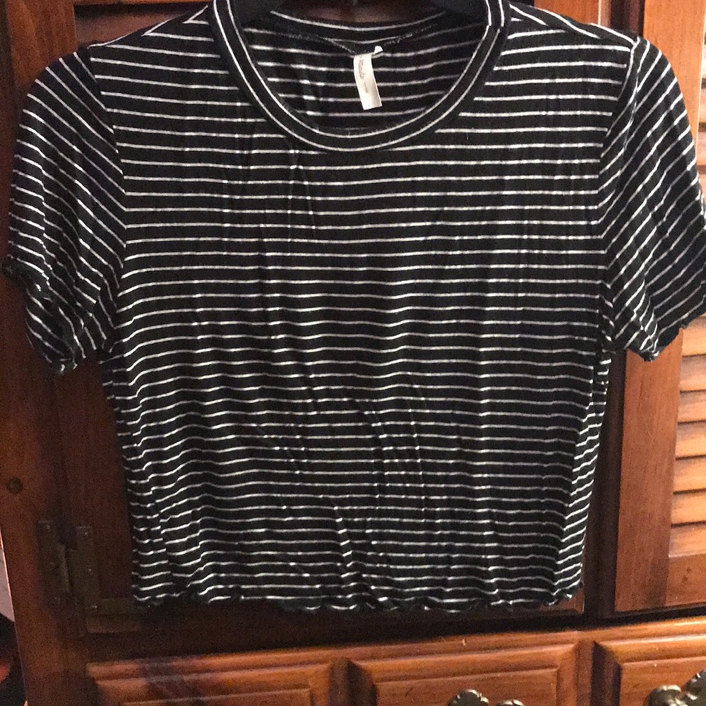 Atticute crop top